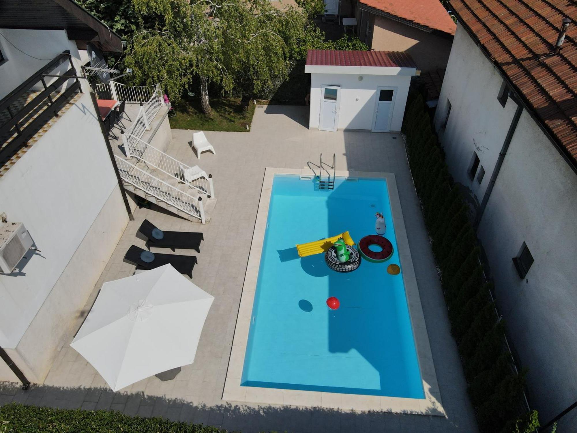 Villa Mina Kladovo, 5-Bedroom Villa With Pool For Up To 12 People Dış mekan fotoğraf