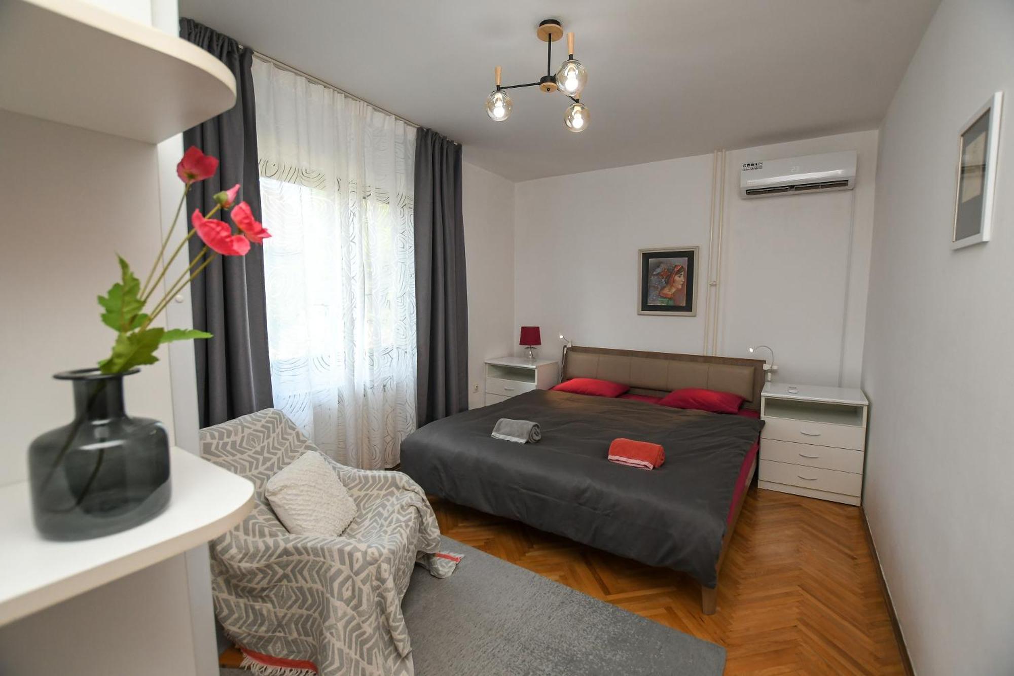 Villa Mina Kladovo, 5-Bedroom Villa With Pool For Up To 12 People Dış mekan fotoğraf